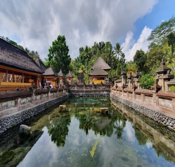 Pura Tirta Empul