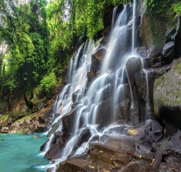 Air Terjun Kanto Lampo